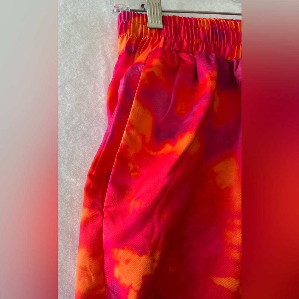 New York & Company Women’s Red and Orange colorful Wide leg Pants Medium - Picture 2 of 6